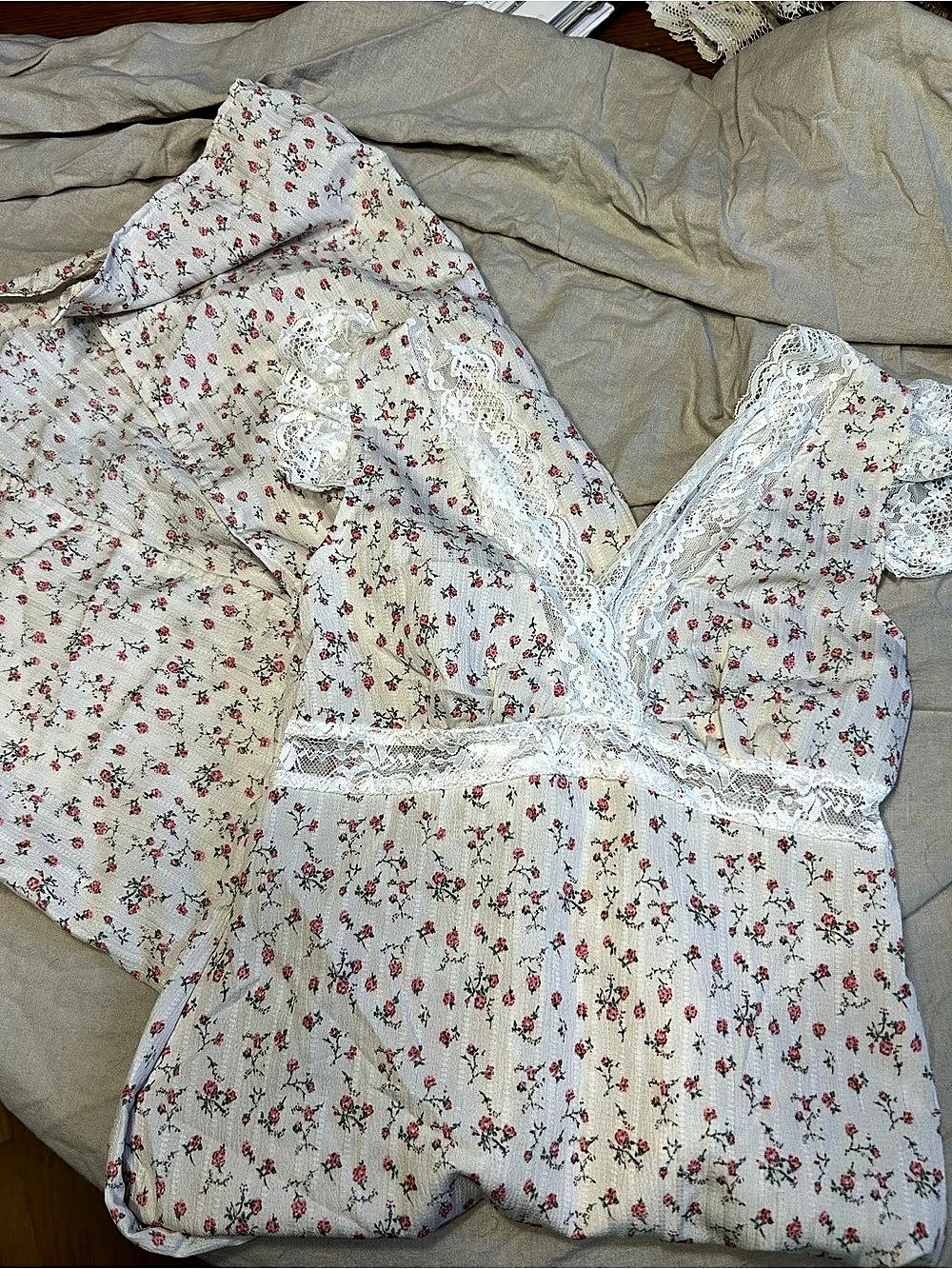 SHEIN Floral Lace Trim maxi Dress in White & Pink EU 36 Like New